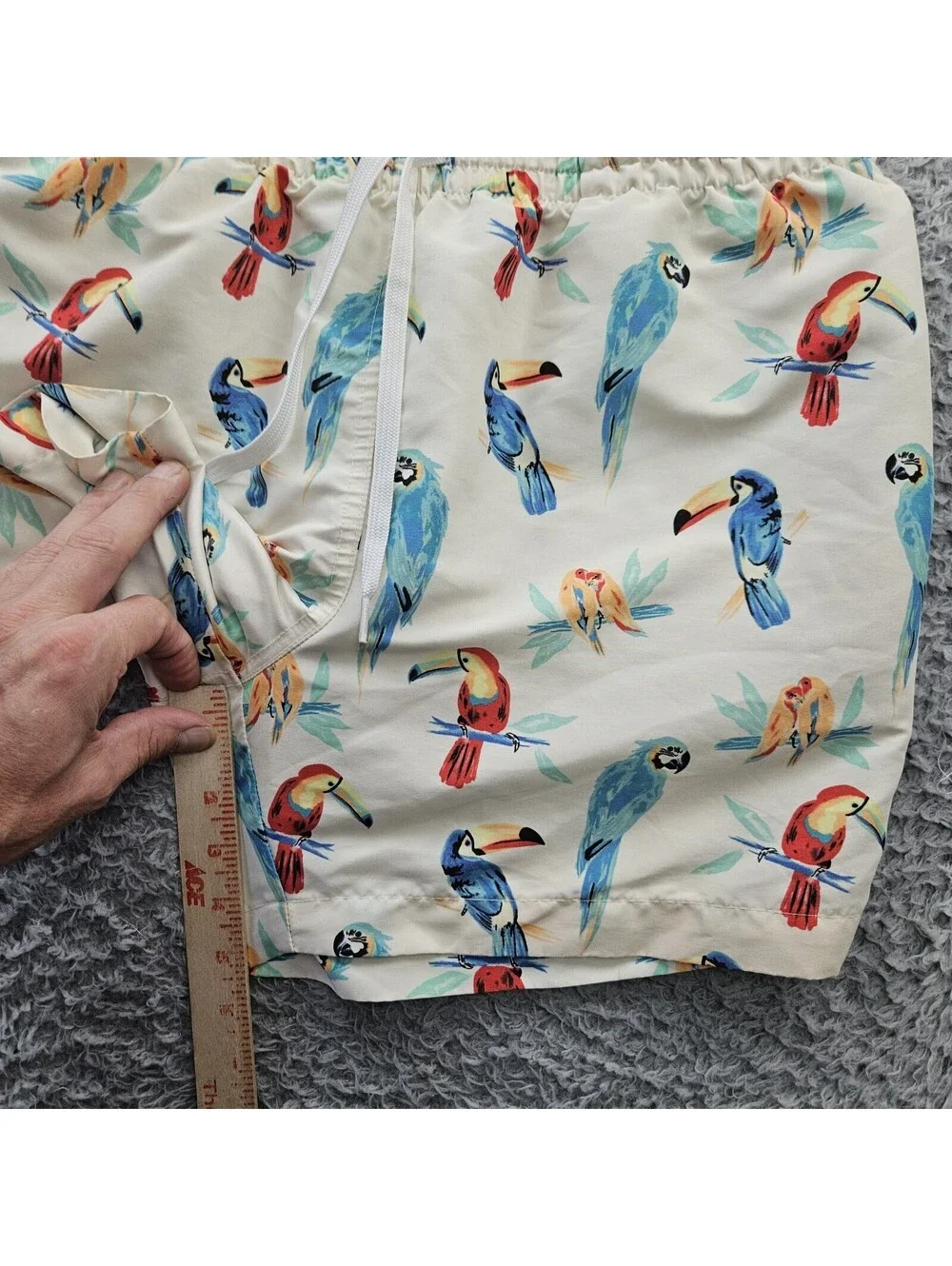 Chubbies Swim Shorts Trunks Large Parrots Birds Macaw Lined 5.5